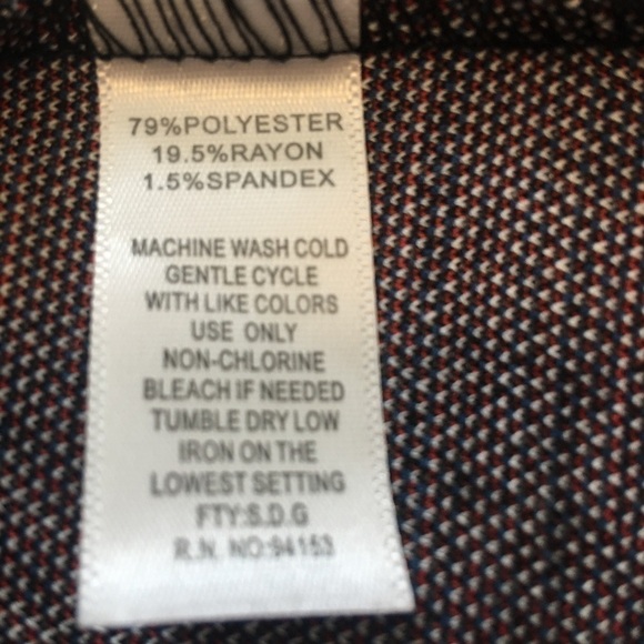 Hannah XL long sleeve pull over tunic top.”Contrasting plaid. Pleated cuffs. - Picture 8 of 8